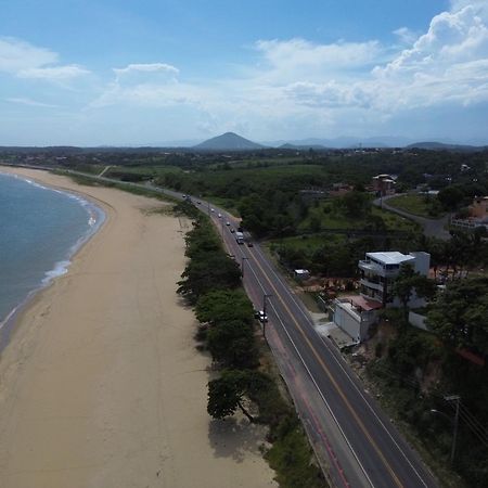 Ipe Amarelo - Frente Ao Mar Na Praia De Meaipe, Guarapari Exteriör bild